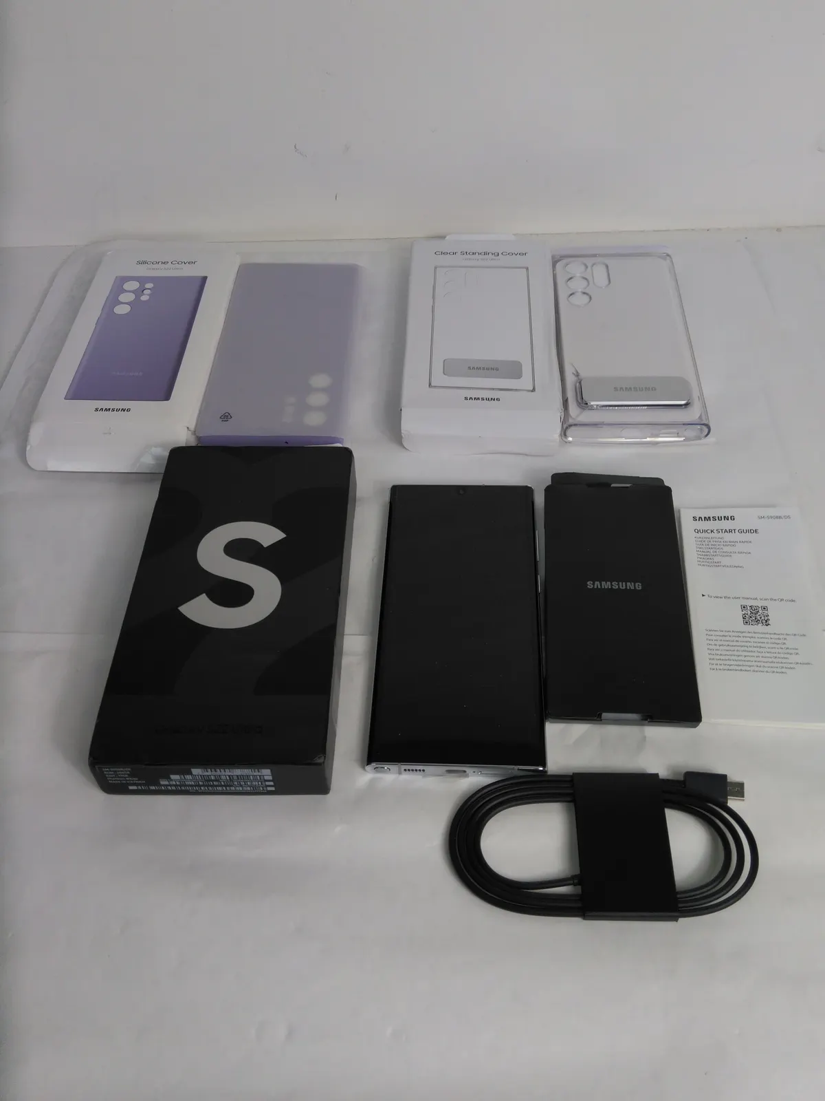 SAMSUNG GALAXY S22 ULTRA 5G White SM-S908B/DS- 256GB (Unlocked).