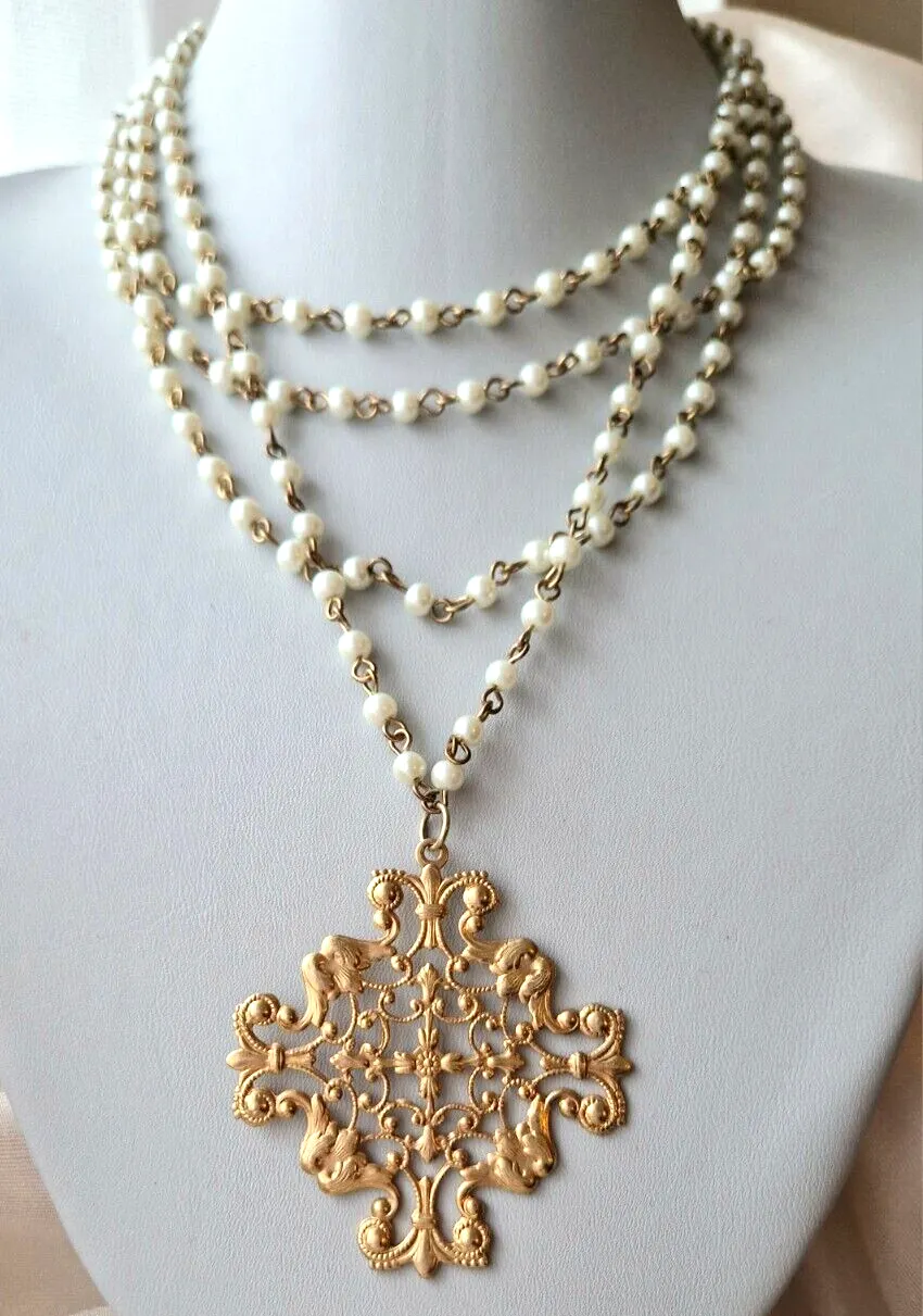 Susan Shaw Multistrand Necklace Designer Pearl Bead and Pendant