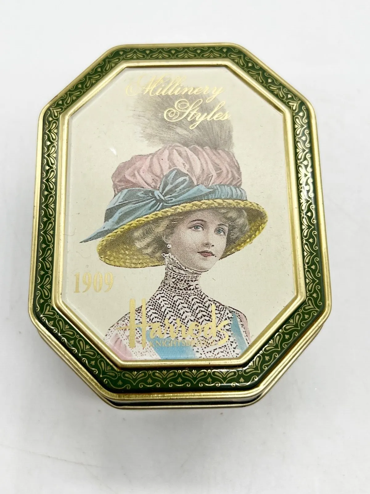VINTAGE MILLINERY STYLES HARRODS 1909 SWEET TIN LIDDED FINE CONFECTIONERY