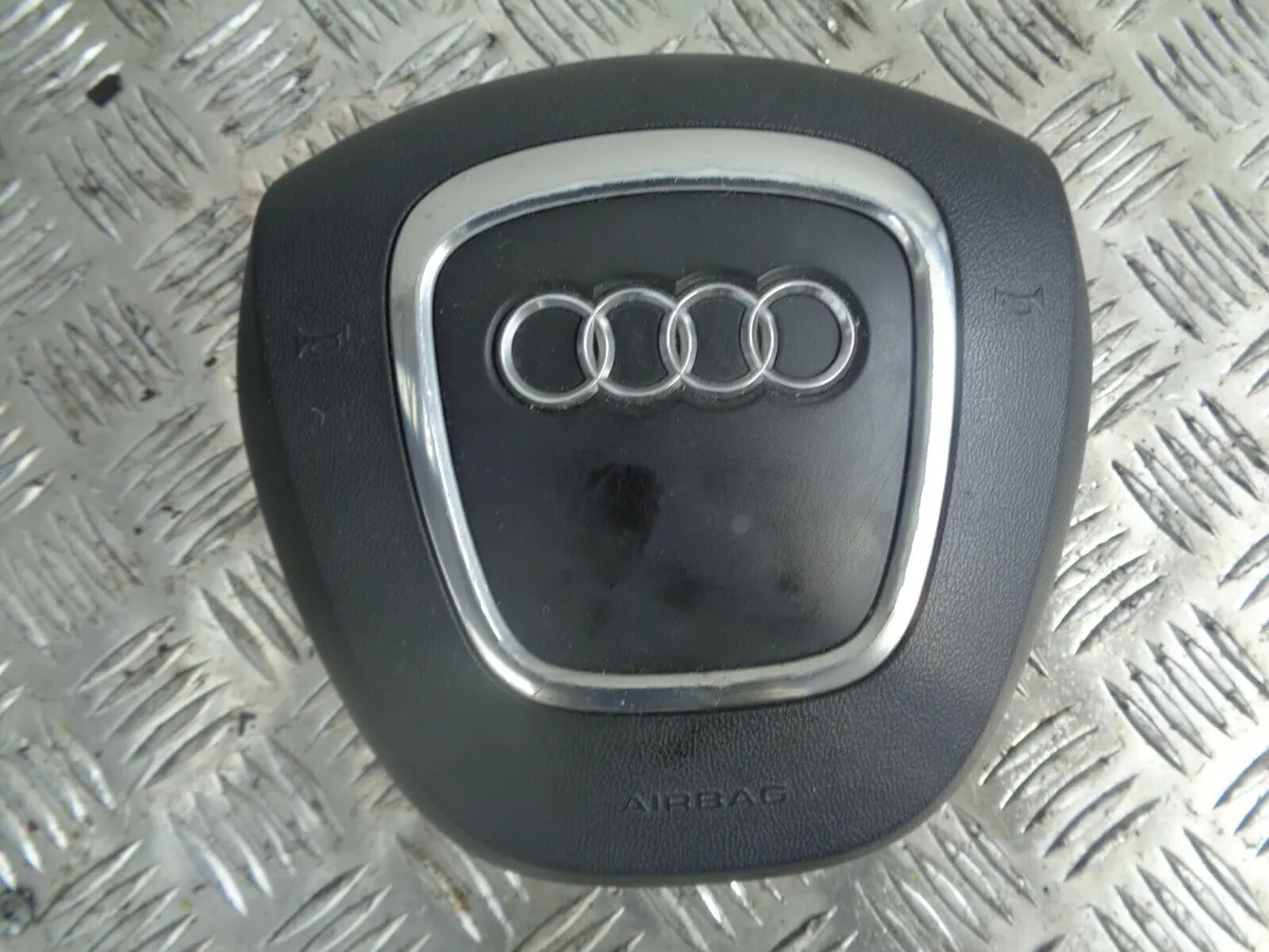AUDI A3 2008 STEERING WHEEL  8P7880201E