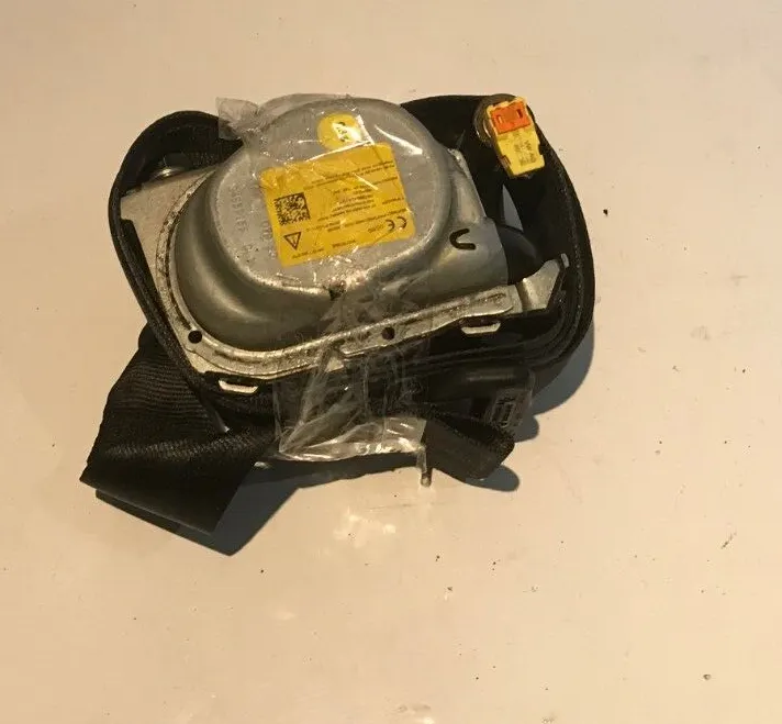 20-23 AUDI A3 8Y DRIVER / PASSENGER REAR SEAT BELT 8Y0857805D (SPARE OR REPAIRS)