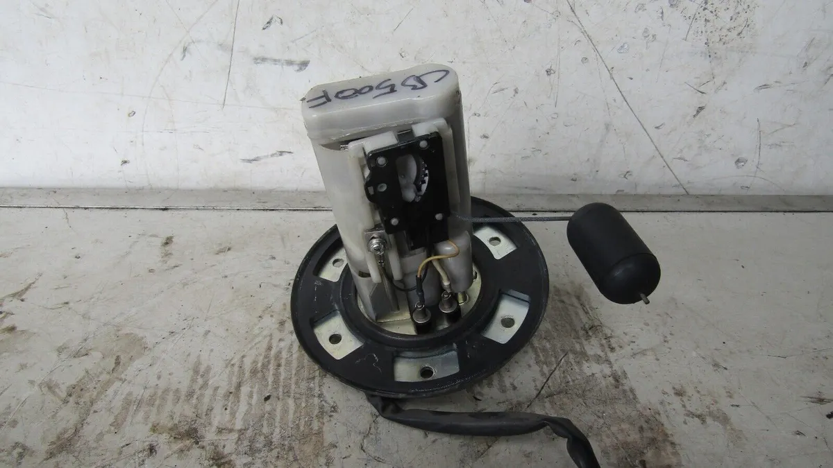 Honda cb500f  2016 fuel pump UC-T35HU53