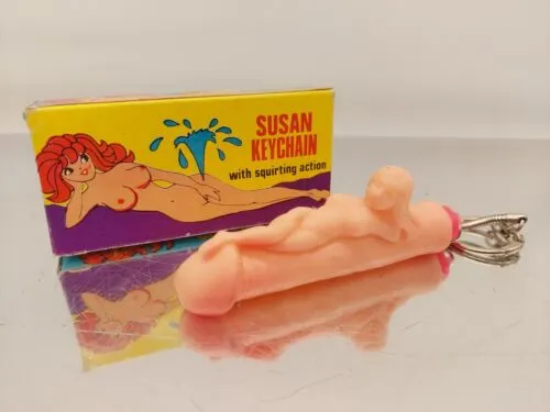 Vintage Adult Novelty Sexy Keychain keyring Toy NEW OLD STOCK!! 1970S VINTAGE