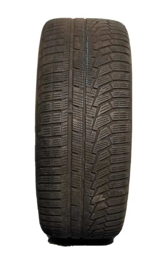 245 40 R19 98W XL M+S HANKOOK WINTER I CEPT EVO2  4.8mm