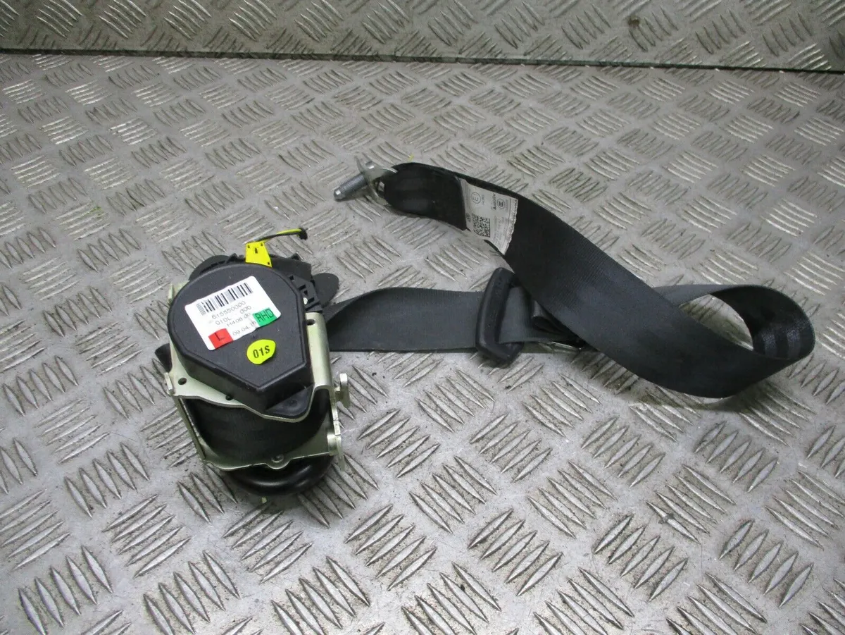 2008-12 VW GOLF MK6 5DR PASSENGERS SIDE FRONT SEAT BELT 1K4857705AJ OEM