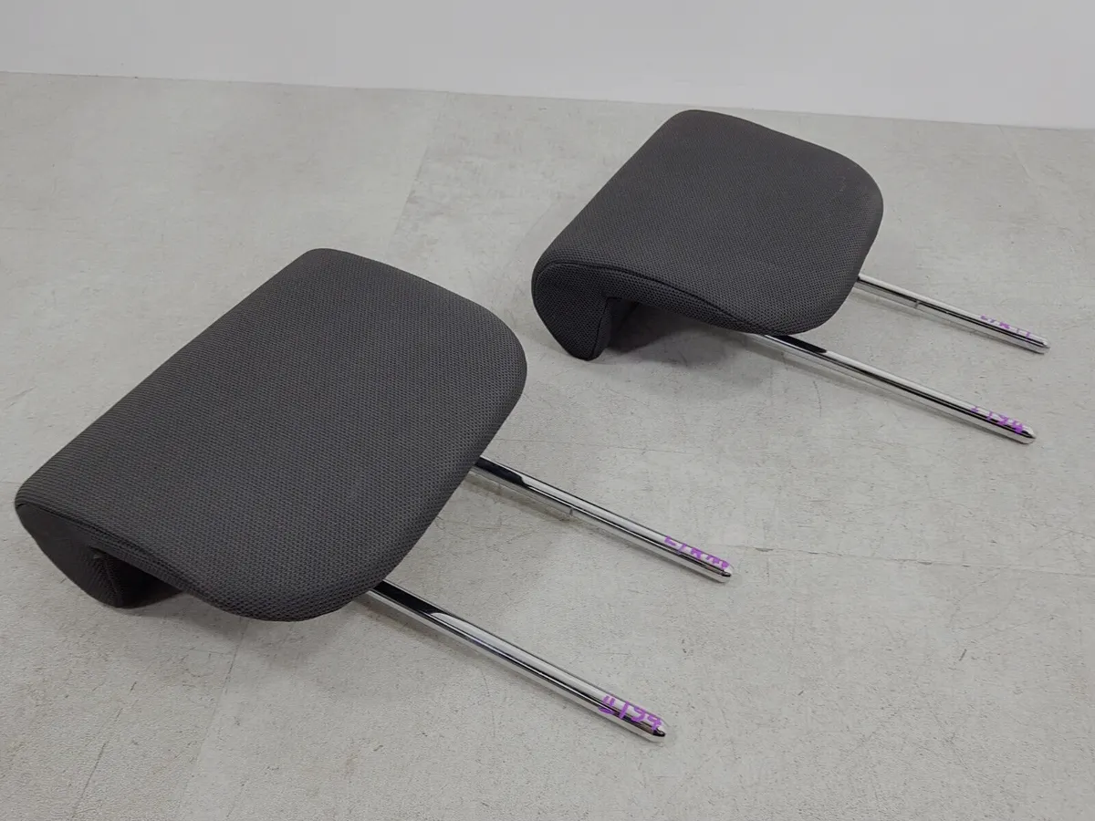 NISSAN PATHFINDER R51 2004-14 REAR 2nd ROW HEADREST BLACK CLOTH