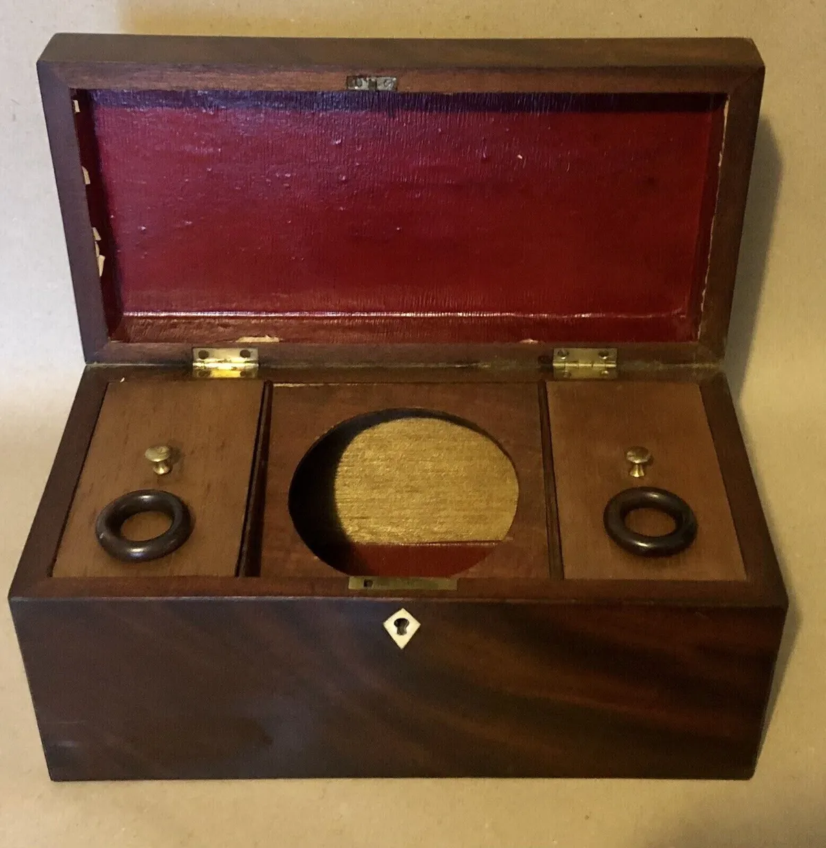 ANTIQUE MID 19thC. FLAME MAHOGANY 3-SECTION TEA CADDY BOX c1840