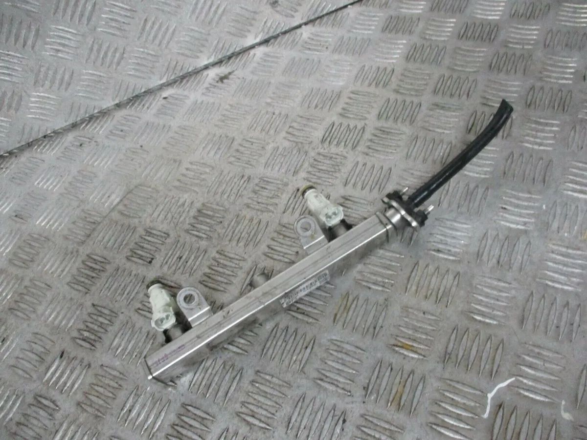 2018 KIA PICANTO 2 1L MPI G3LA FUEL INJECTOR RAIL 35350-04900 OEM