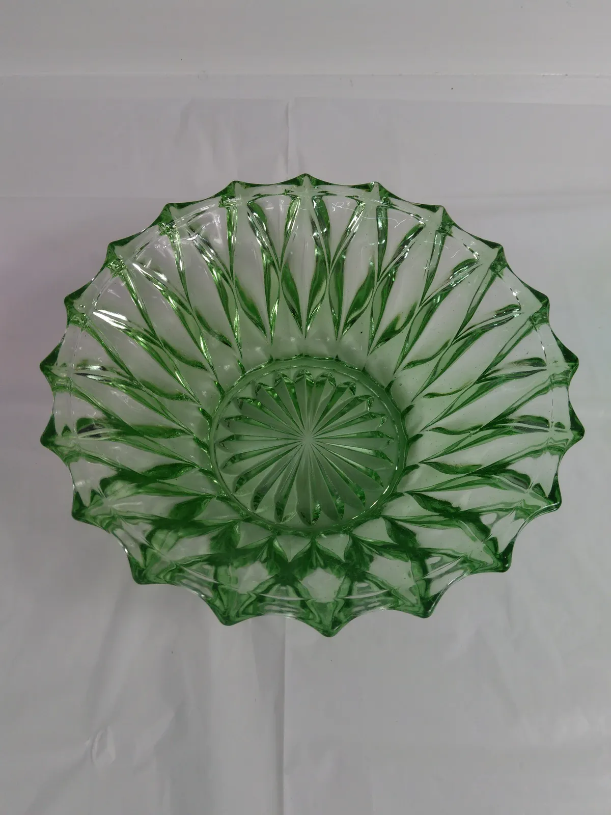 Vintage Green/Yellow Fruit Bowl