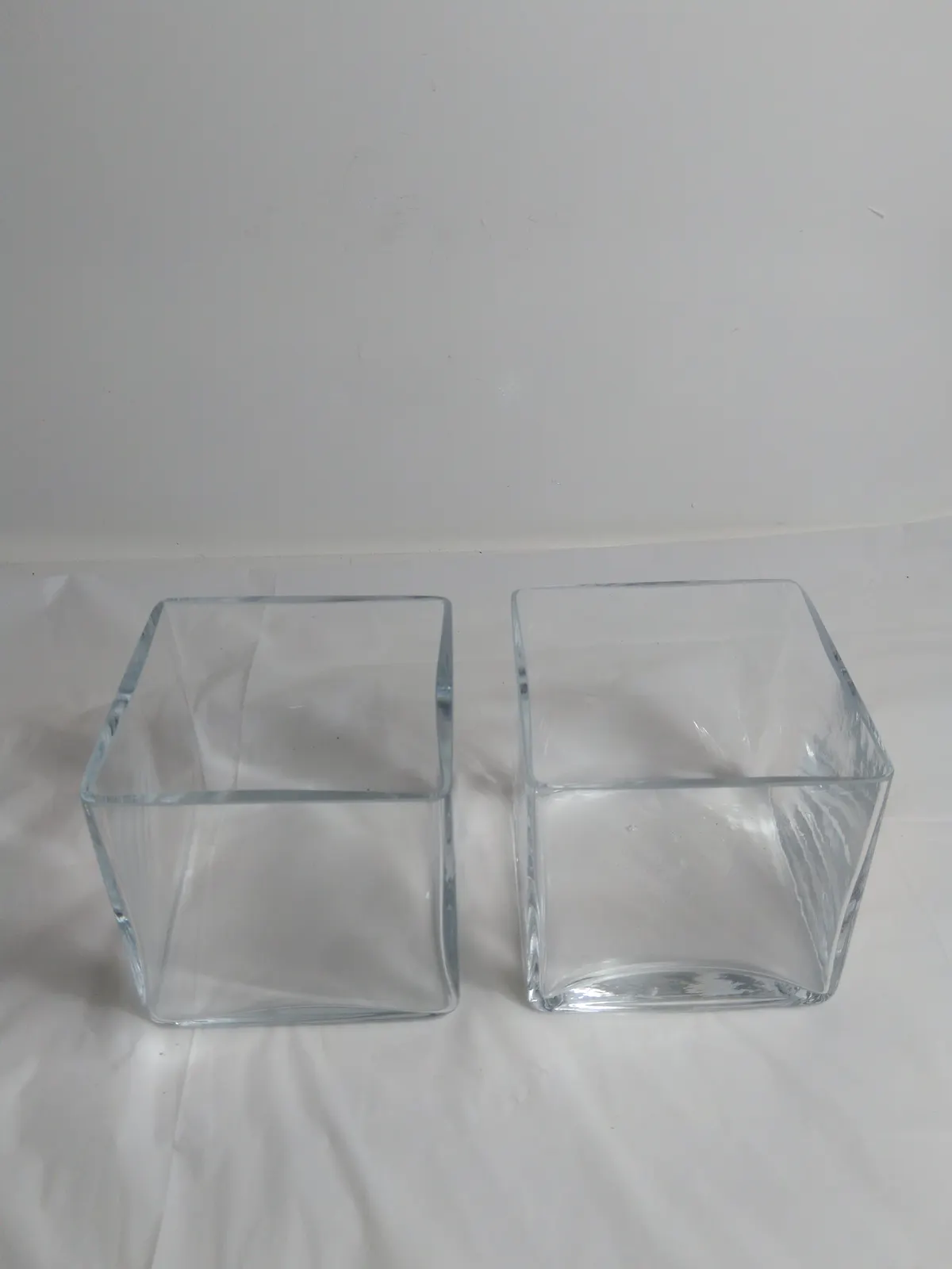 2 x Glass Cube Shaped Vase (Orchid planter, Flowers, Trinkets, Sweets) 14x14cm