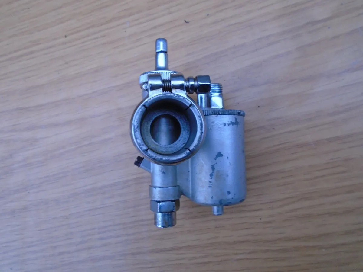 BSA D1 BANTAM 1949-50 AMAL CARBURETTOR 261 NOS ?