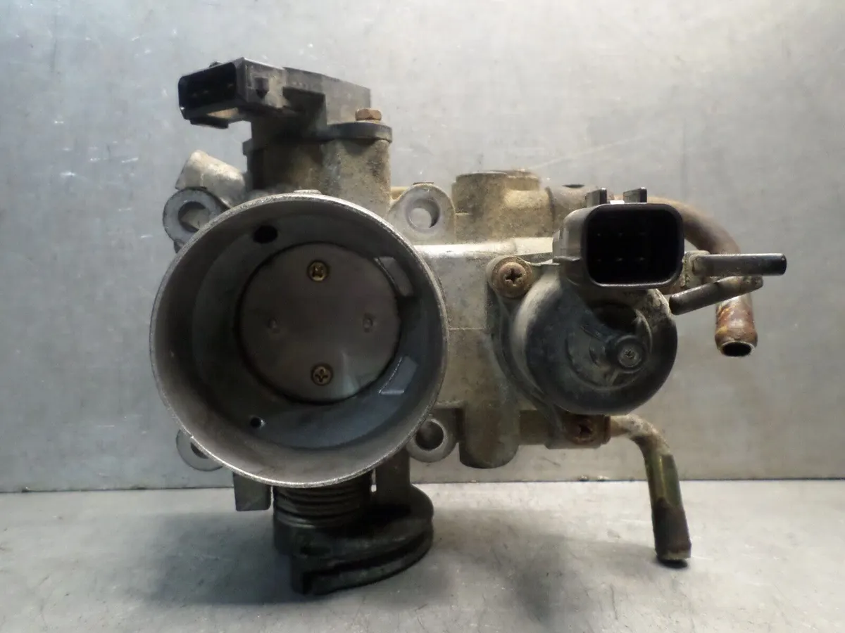 2002 MITSUBISHI CARISMA 1.6 PETROL THROTTLE BODY