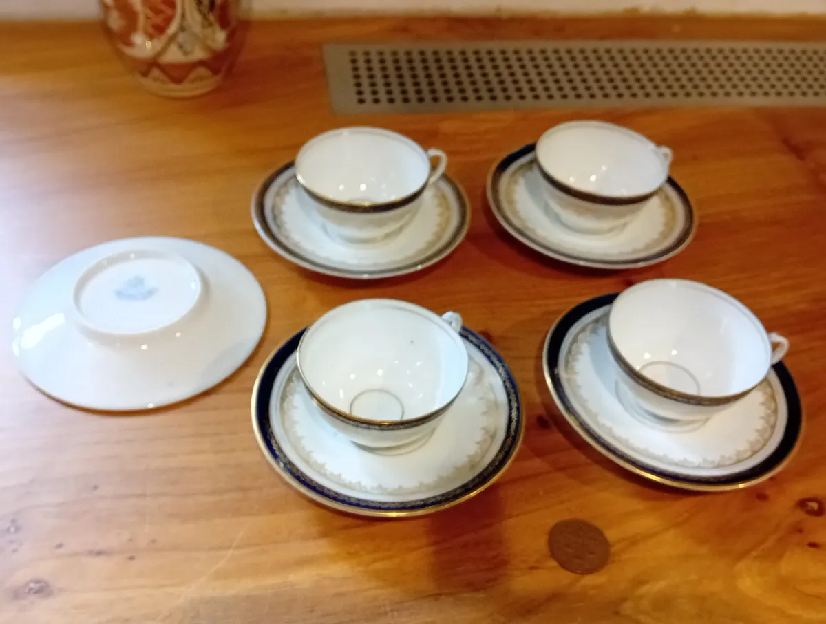 RUSSIAN IMPERIAL PORCELAIN "KORNILOV BROTHERS" delicate Tea Set with blue/gold