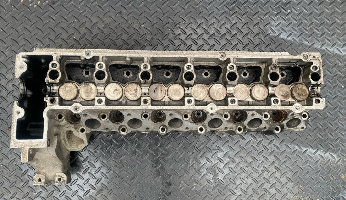 Mercedes w124 cylinder Head om603 3.0D