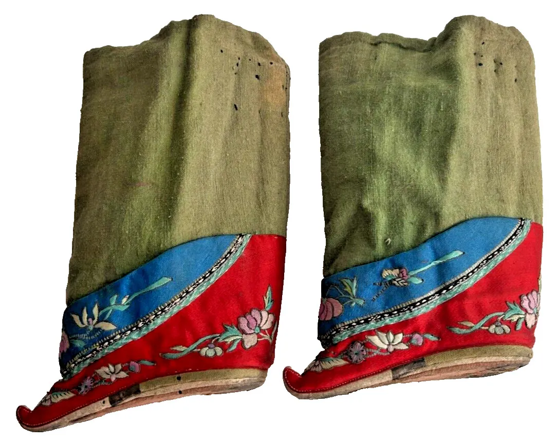 Antique tiny embroidered Chinese Lotus bound foot feet slippers shoes Quing