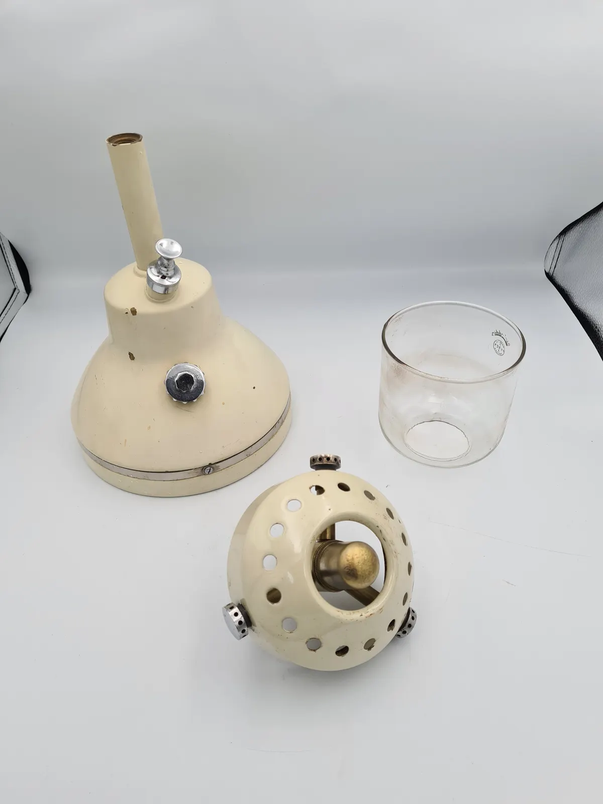 Vintage Original Bialaddin Vapalux T10 Table Lamp / Lantern