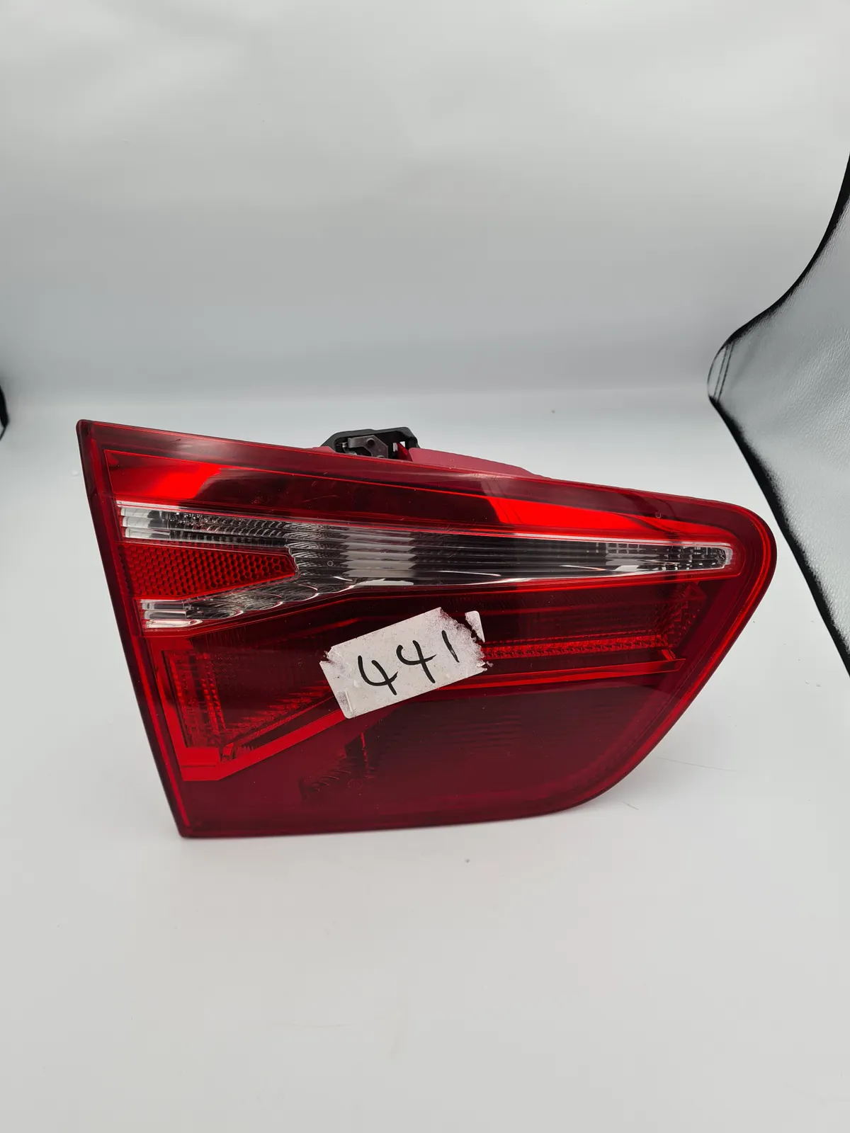 SEAT ALHAMBRA INNER TAIL LIGHT REAR LEFT PASSENGER SIDE 7N5945093G