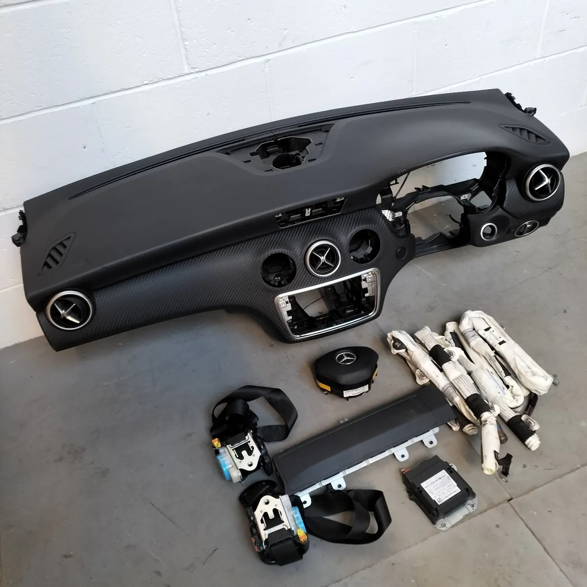 Mercedes A Class W176 Dashboard Airbag Kit LH RH KneeCurtain Seatbelts 2012-2015