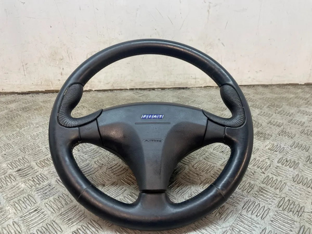 FIAT COUPE 2.0 20V TURBO STEERING WHEEL