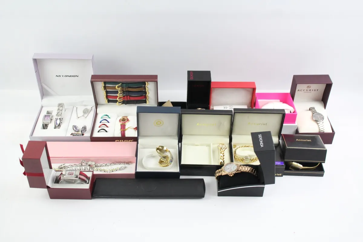 Womens Assorted Boxed Quartz Watches Accurist Sekonda Etc UNTESTED x 15