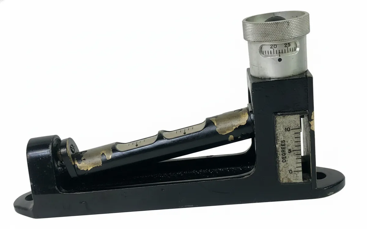 VINTAGE WWII RAF Aircraft Inclinometer Clinometer Level 1B/4235 C&D Used