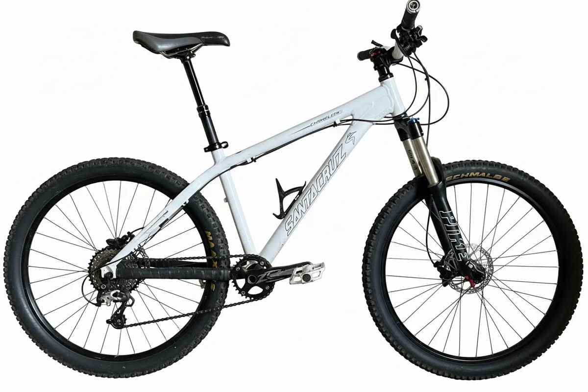 Santa Cruz Chameleon 26” Hardtail Dirt Jump Mountain Bike Custom Build