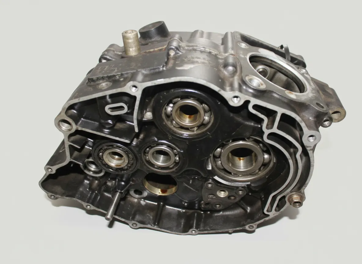 Yamaha XT125 XT 125 1981-1982 Engine Crankcases Crank Cases 17T Prefix