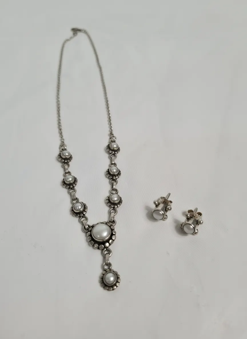 Aquarius Vintage Sterling Silver Pearl Necklace & Earring Set .925