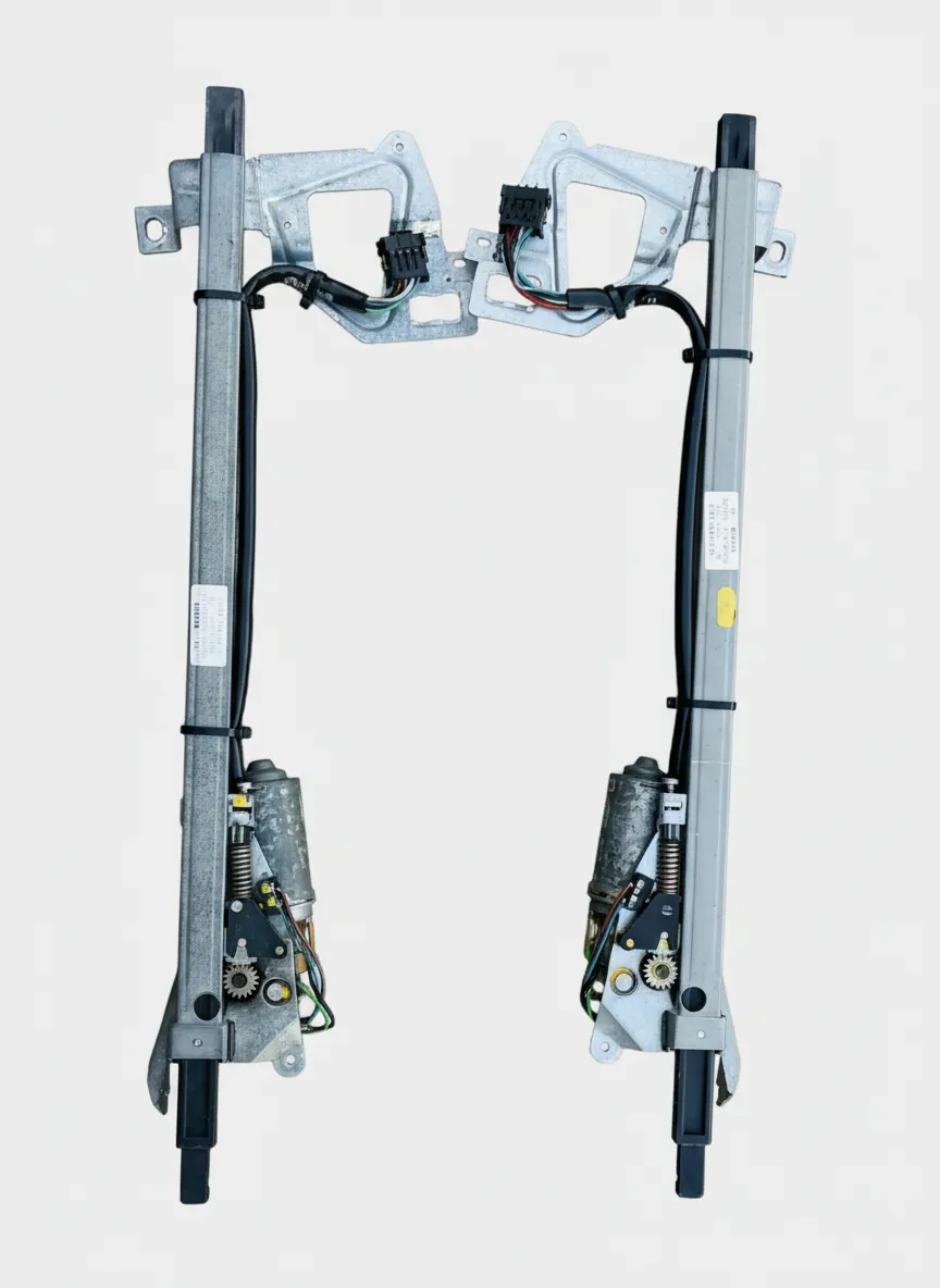 2 Pete2066Pair of seat belt presenters, tool kit, head unit