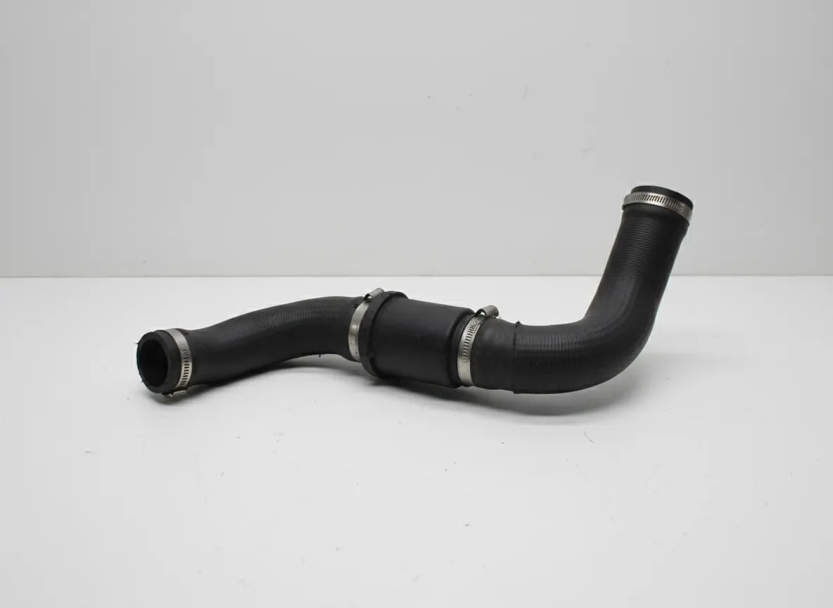 Peugeot RCZ Mk1 1.6 Petrol Intercooler Pipe Hose 2010-2016