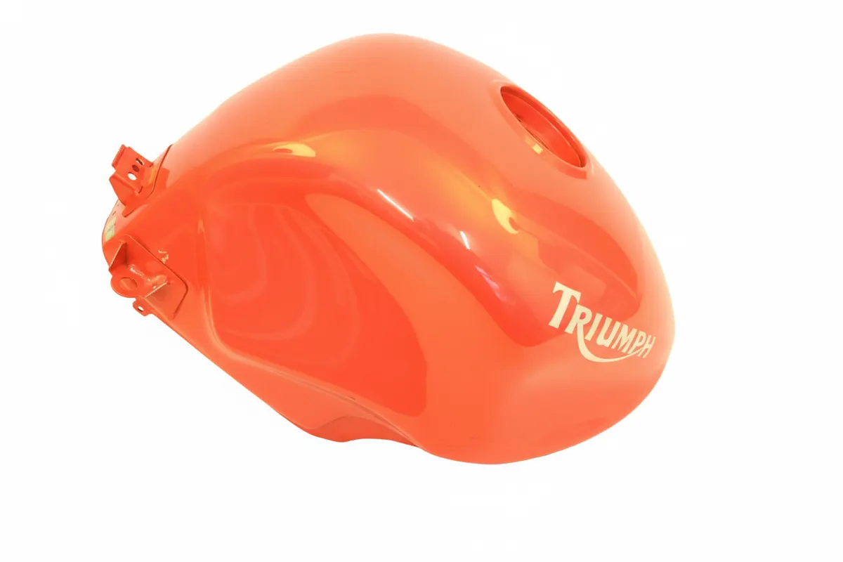 TRIUMPH TT600 Speed Four Motorcycle Fuel Petrol Tank Dented Red Used