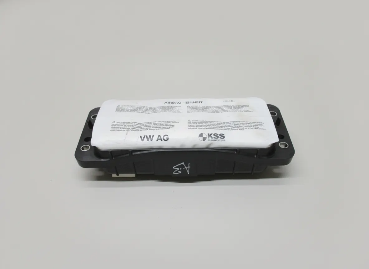 AUDI A3 8V 2014 PASSENGER DASHBOARD AIRBAG 8V0880204D OEM Used