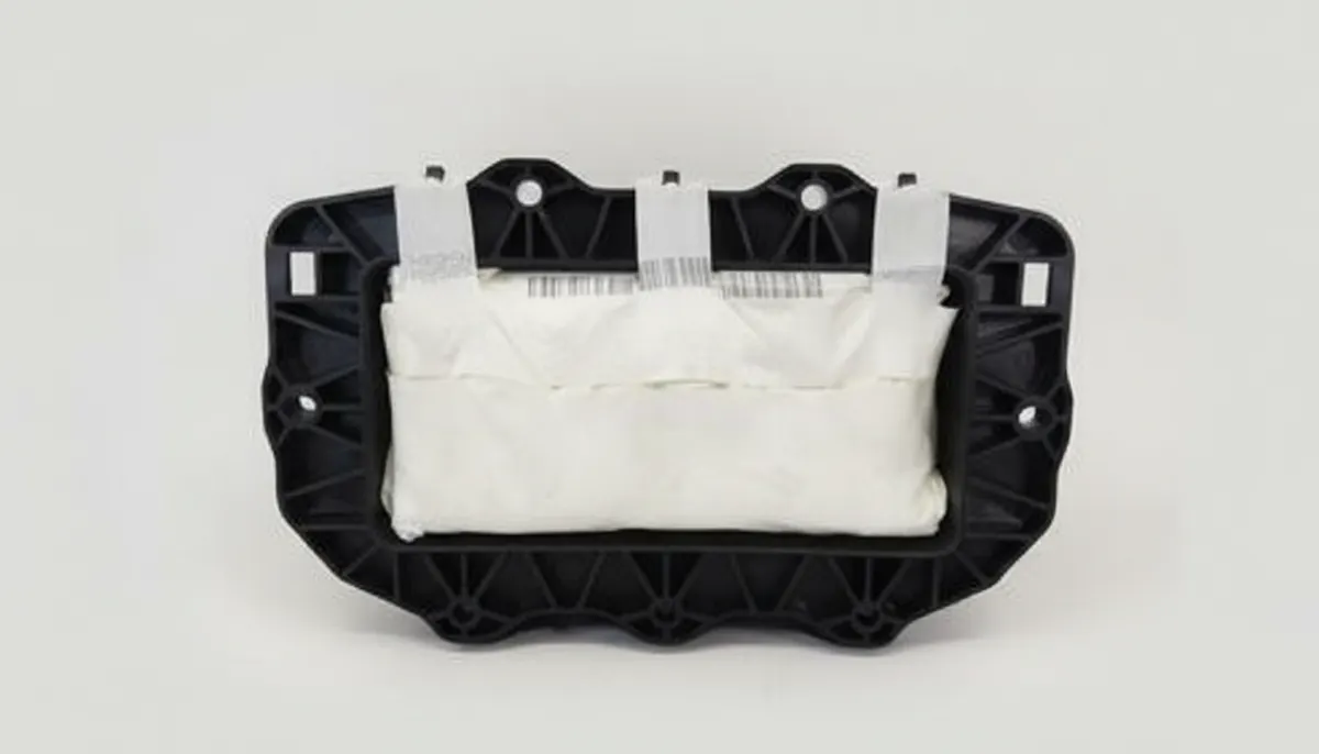 PEUGEOT 2008 2013-2018 LEFT PASSENGER DASHBOARD AIRBAG USED