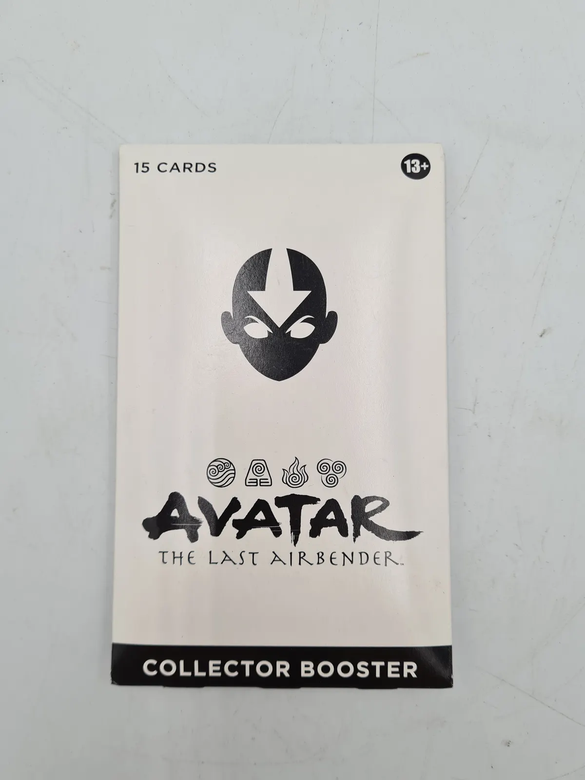 Magic:The Gathering Avatar:The Last Airbender Collector Booster Sealed 15 Cards