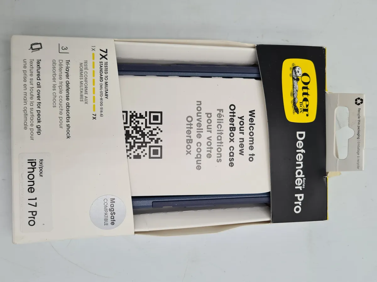 OtterBox Defender Pro MagSafe Case for iPhone 17 Pro, Blue