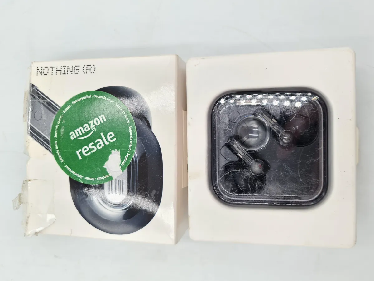 Nothing Ear (3) Wireless Earbuds ANC LDAC Hi-Res IP54 38H Battery Black Used