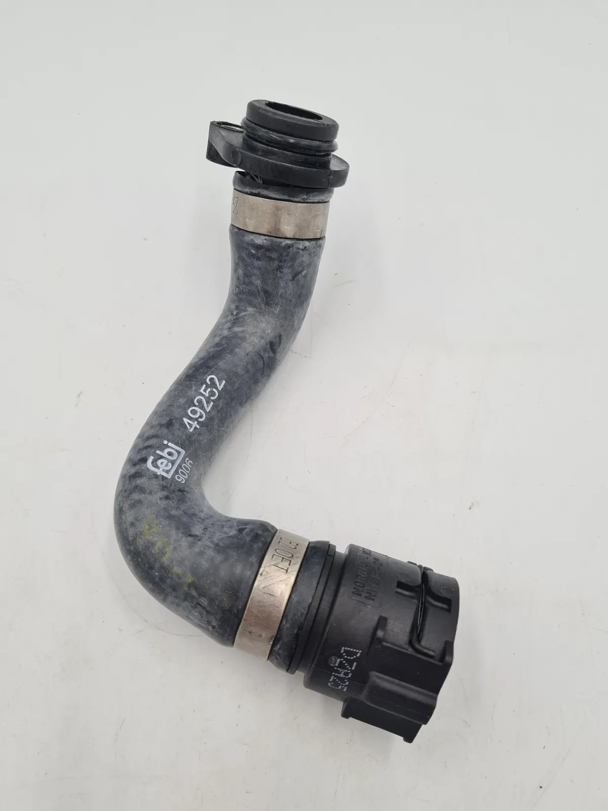 febi bilstein 49252 Radiator Hose with Quick-Release Fastener