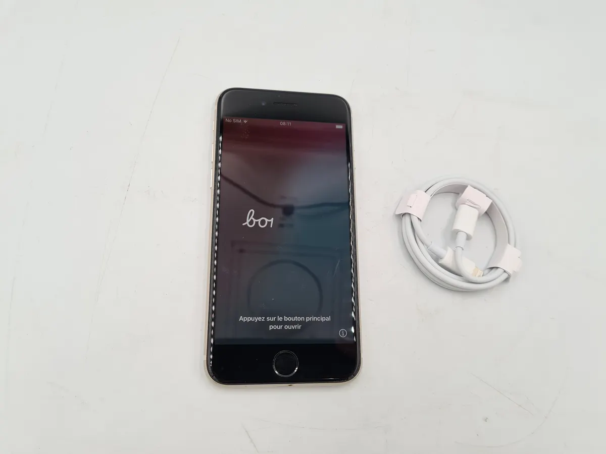 Apple iPhone SE 3rd Gen, 64GB, Starlight Grade A