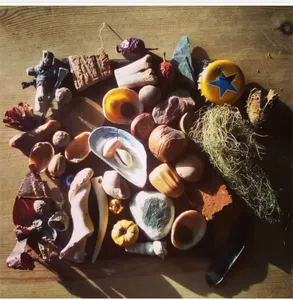 Bone Throwing Oracle Set -  bones curios ritual reading readers w