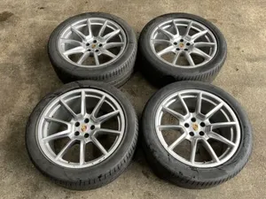 4x PORSCHE MACAN 95B 20” ALLOY WHEEL & TYRE SET SPORT DESIGN 95B601025BN Used