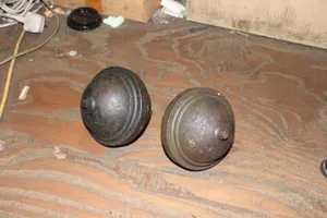 Citroen DS pair of rear suspension spheres for refurb