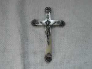 ANTIQUE 19th CEN' MOTHER PEARL & SILVER PECTORAL CRUCIFIX ENGRAVED MT ST JOSEPH?