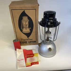 Vintage Vapalux 320 Willis & Bates Kerosene Pressure Lantern Lamp Untested