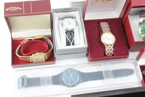 Job Lot 12x Mens Assorted Boxed Quartz Watches Pulsar Constant UNTESTED