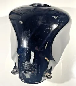 TRIUMPH TT 600 TT600 2000-2003 Fuel Petrol Tank Black Good Condition