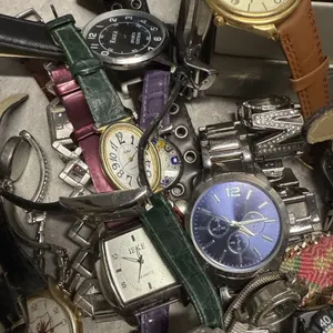 50x JOB LOT Watches for Craft Spares Repair Untested Broken Parts