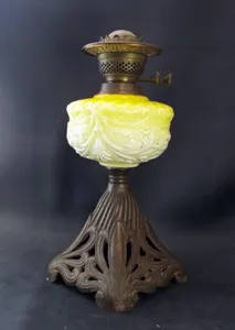 VICTORIAN ART NOUVEAU OIL LAMP - YELLOW GLASS BOWL RESERVOIR - CAST IRON BASE