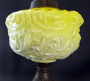 VICTORIAN ART NOUVEAU OIL LAMP - YELLOW GLASS BOWL RESERVOIR - CAST IRON BASE