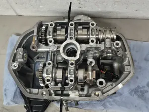 BMW R1250GS Right Cylinder Head + Cams + Valves R1250GSA R1250R R1250RS R1250RT