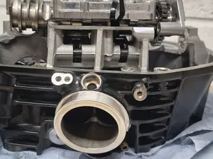 BMW R1250GS Right Cylinder Head + Cams + Valves R1250GSA R1250R R1250RS R1250RT